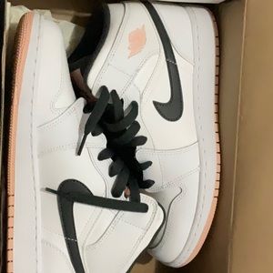 Kids Jordan 1s